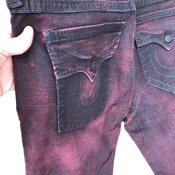 True Religion Jeans Size 40 STRAIGHT BIG T Black/Red - Picture 12 of 15